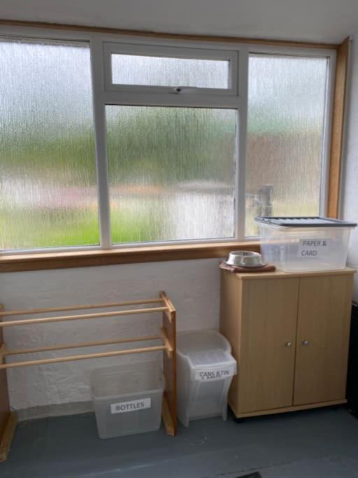 St John'S Flat Spacious Accomodation Dalry  Eksteriør bilde
