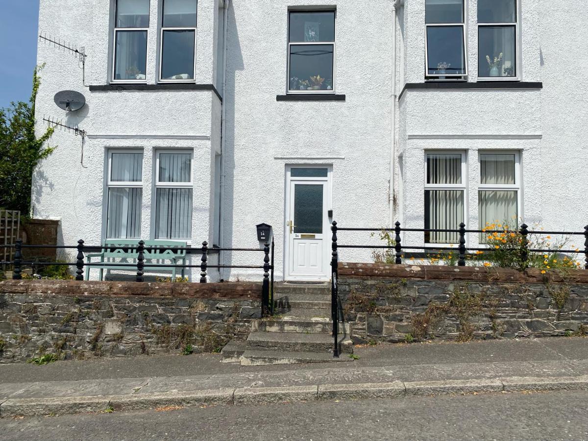 St John'S Flat Spacious Accomodation Dalry  Eksteriør bilde