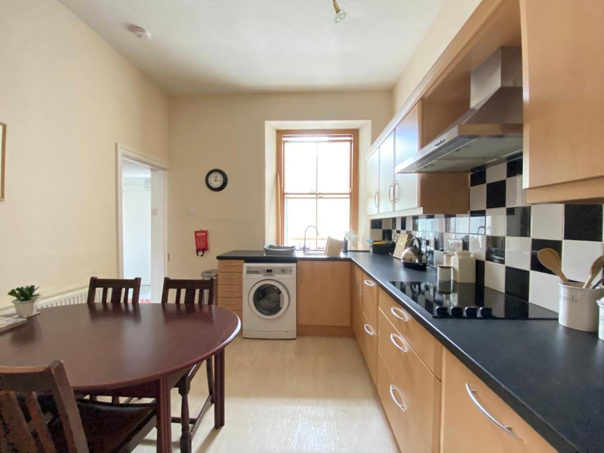 St John'S Flat Spacious Accomodation Dalry  Eksteriør bilde